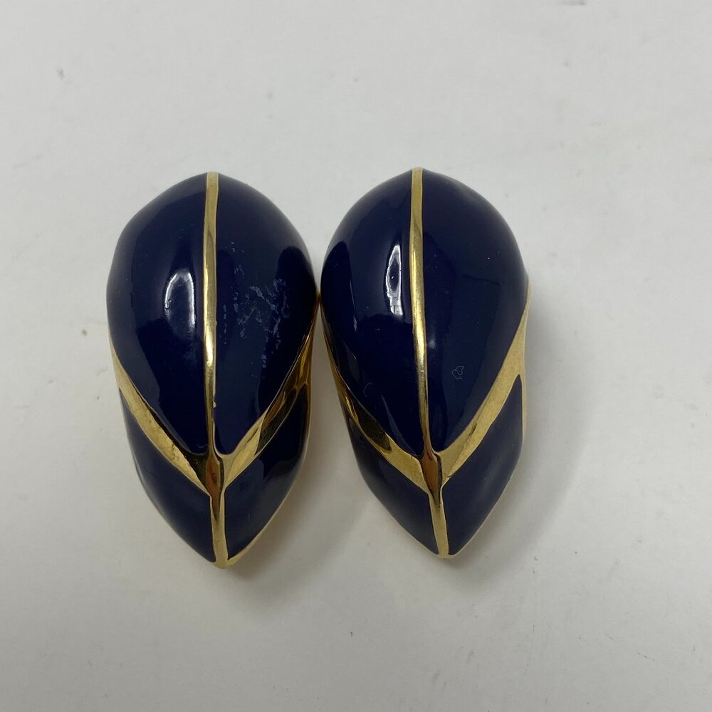vintage st john navy blue enamel clip on earrings